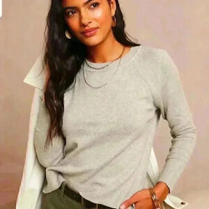 Banana Republic Relaxed  Fit Raglan Pullover Sweater